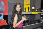 Navneet Kaur at Reliance Digital store in Prabhadevi, Mumbai on 23rd May 2013 (22).JPG